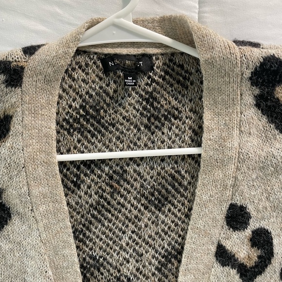 Oversized leopard cardigan size medium - Picture 3 of 6